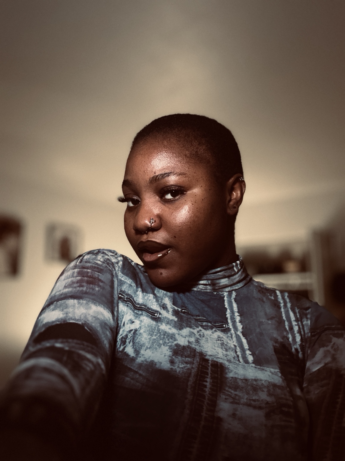 Portrait of Temi Asenuga